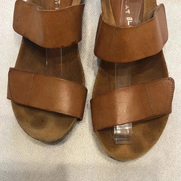 Chocolate Blu brown sandals with two Velcro close straps.  Size 38 EU/7.5 US - Picture 2 of 8